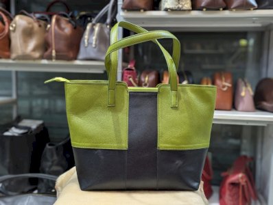 Ladies Premium Leather Handbag