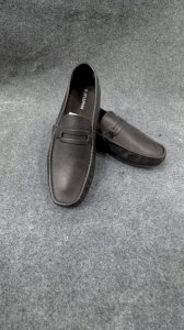 Fashionable Leather Loafers shoes for Men
