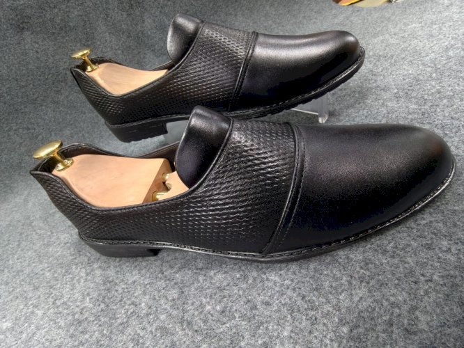 100% Genuine Leather Mojaris Shoe
