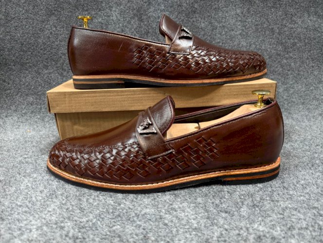 100% Genuine Leather Tarcel Shoe