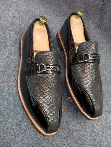100% Genuine Leather Tarcel Shoe