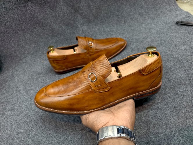 100% Genuine Leather Tarcel Shoe