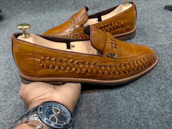 100% Genuine Leather Tarcel Shoe