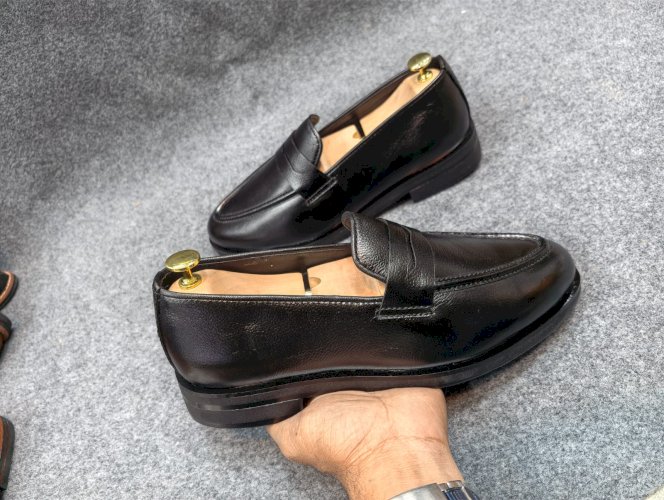 100% Genuine Leather Tarcel Shoe