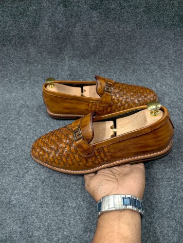 100% Genuine Leather Tarcel Shoe