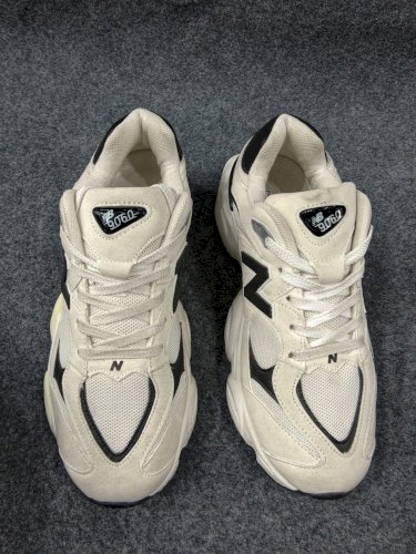 Men's Chunky Silver/White Sneakers | Retro Dad Shoes with Thick Platform Sole | Breathable Mesh Upper