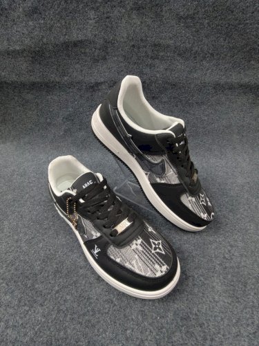 High Quality Men's Sneakers Light PU Leather Casual Shoes for Men Lace Up Flats Luxury White Black Tenis Shoes Zapatillas Hombre