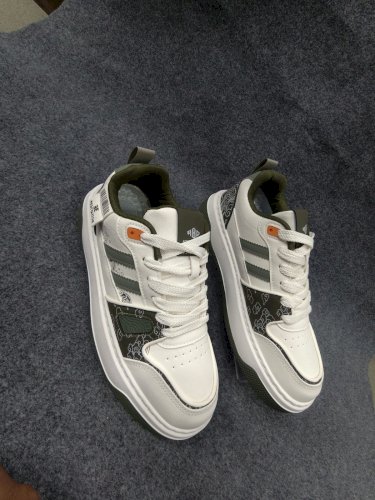Streetwear-Style Multi-Panel Sneaker for Men