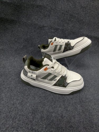 Streetwear-Style Multi-Panel Sneaker for Men