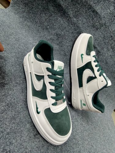 New Sneakers Casual Mens Designer Ethnic Style Board Shoes Fashion Fabric Breathable Increased Internal Flat Platform Shoes
