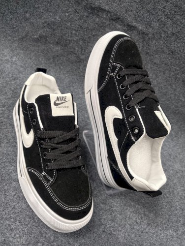 Sneakers Shoes For Men Summer Casual Lace Up Classic Fashion Sneakers Lightweight Comfort Shoes Soft Rubber Sole 
