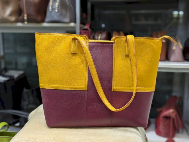 Ladies Premium Leather Handbag