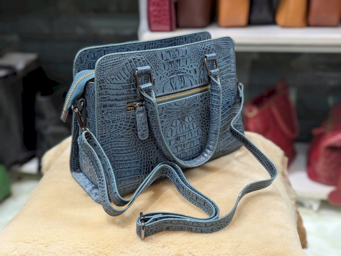 Ladies Premium Leather Handbag