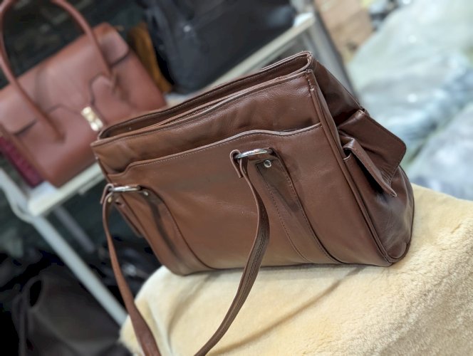 Ladies Premium Leather Handbag