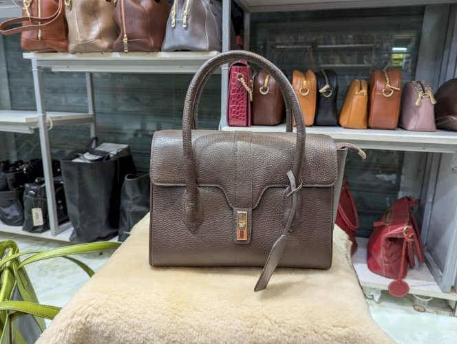Ladies Premium Leather Handbag
