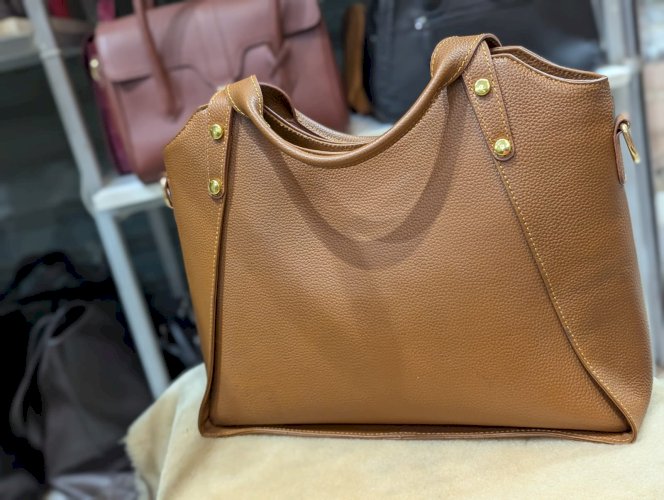 Ladies Premium Leather Handbag