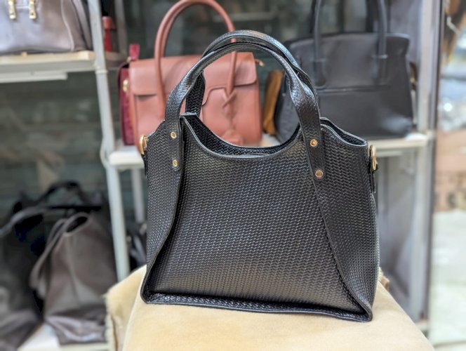 Ladies Premium Leather Handbag
