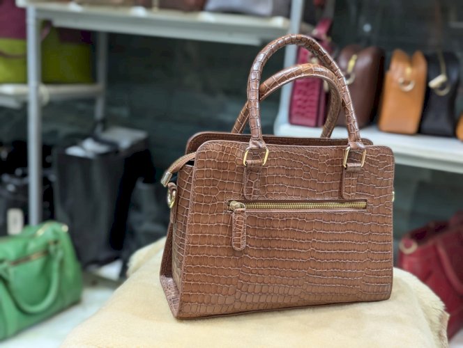 Ladies Premium Leather Handbag