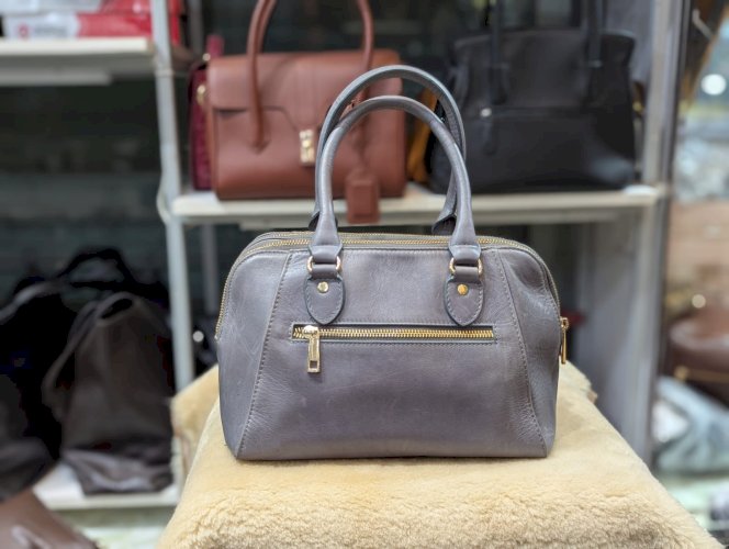 Ladies Premium Leather Handbag